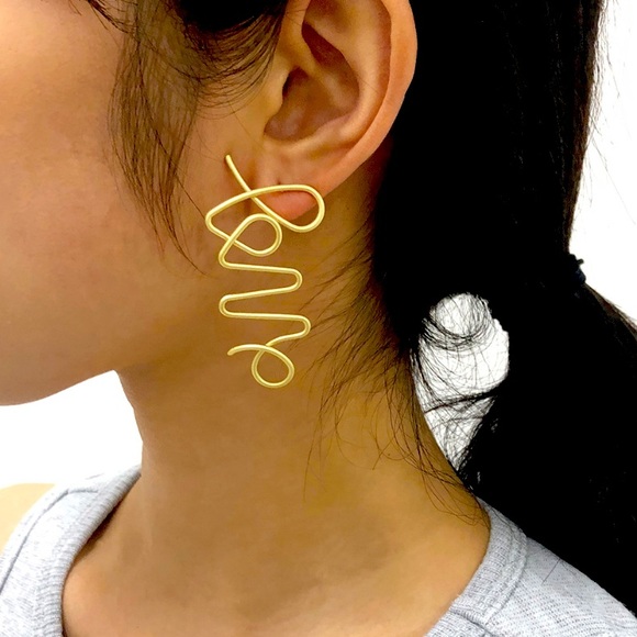 ❤️🔥𝕤𝕒𝕝𝕖❤️🔥 love earrings - Picture 3 of 8